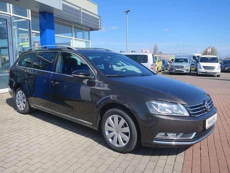 Gebraucht VW Passat 140 PS (102 kW) 2014 Braun Kombi