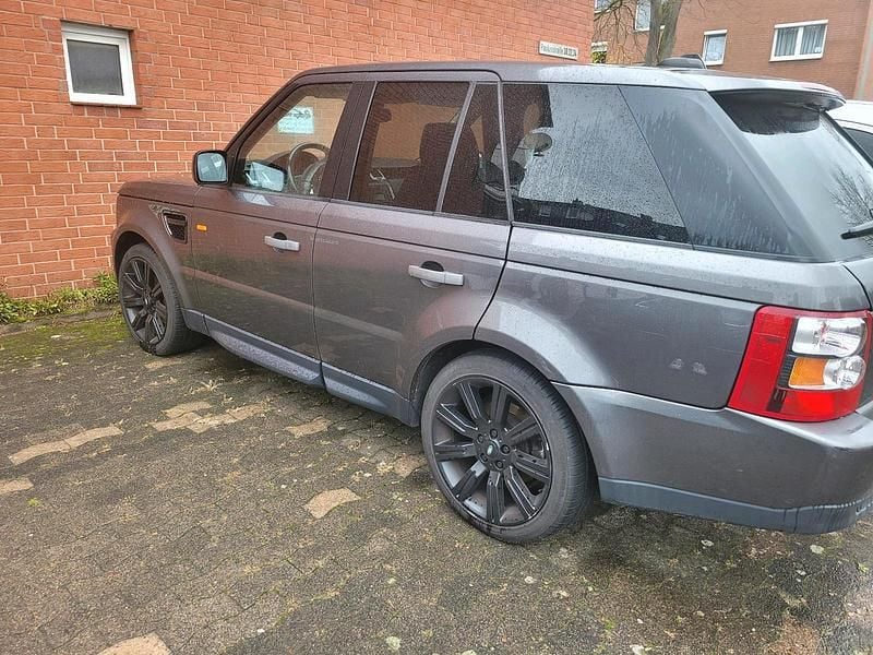 Grau Gebraucht 2006 Land Rover Range Rover Sport SUV | 6.999 € (Fairer Preis) - Bild 1/4
