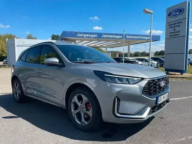 Gebraucht Ford Kuga ST-Line X 180 PS (132 kW) 2025 Solar silber metallic SUV