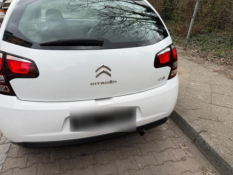 Gebraucht Citroën C3 64 PS (47 kW) 2016 Weiß Kleinwagen