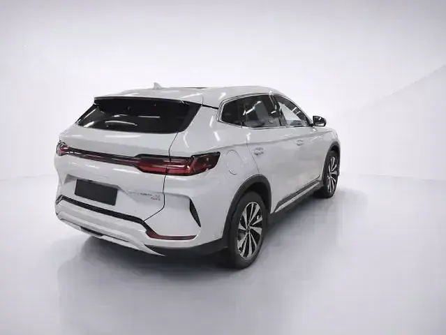Usata BYD Seal U Design 324 CV (238 kW) 2025 Grigio SUV