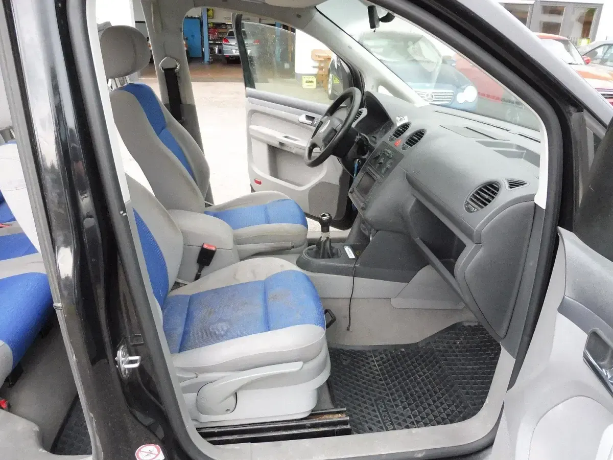 Gebraucht VW Caddy Life 105 PS (77 kW) 2005 Schwarz Van / Kleinbus