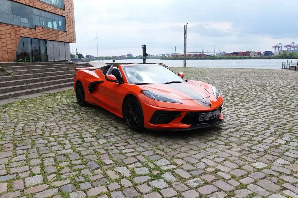 Neu Corvette Stingray 481 PS (353 kW) 2026 Sebring orange tintcoat Cabrio