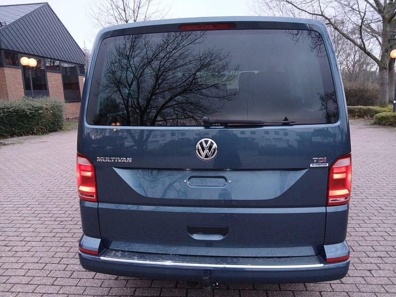 Usata VW T6 150 CV (110 kW) 2017 Verde Furgone