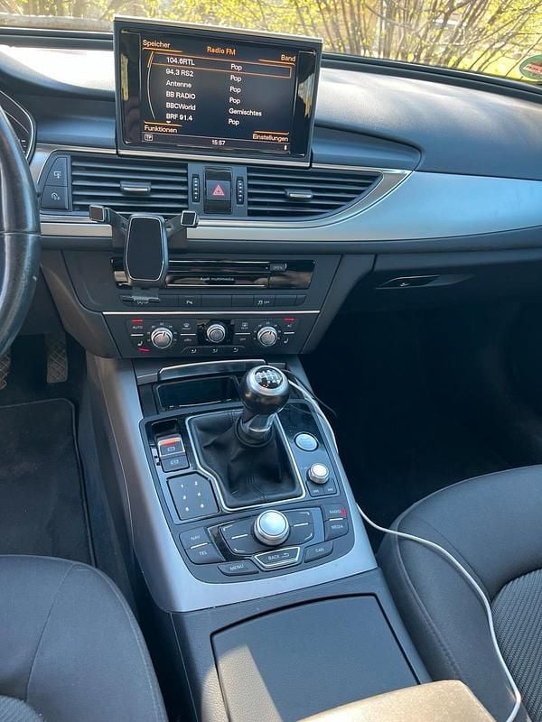 Usata Audi A6 176 CV (129 kW) 2012 Nero Station wagon