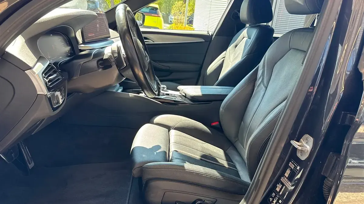 Gebraucht BMW 540 Efficient Dynamics 340 PS (250 kW) 2022 Sophistograu brillanteffekt Kombi