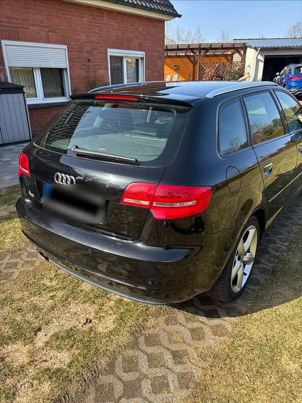 Gebraucht Audi A3 Ambition 125 PS (91 kW) 2011 Schwarz Kleinwagen