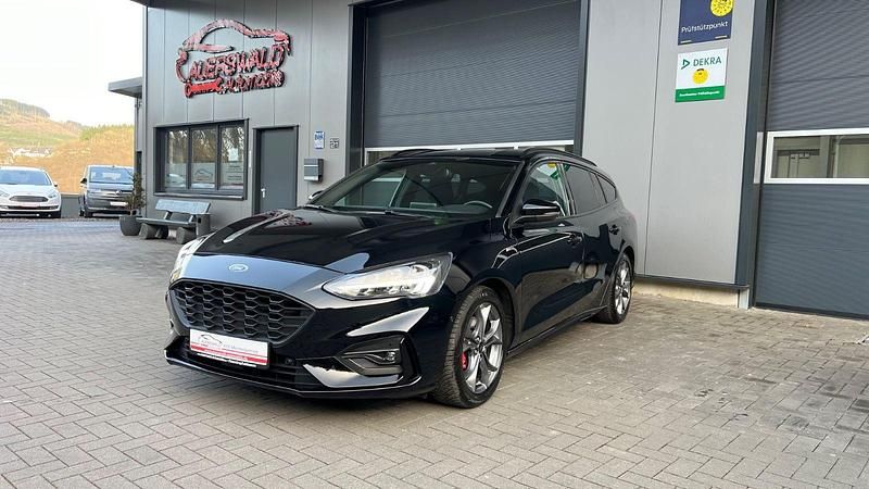 Usata Ford Focus ST-Line 125 CV (91 kW) 2019 Nero Station wagon