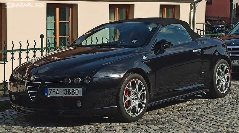 Gebraucht Alfa Romeo Spider 209 PS (153 kW) 2009 Braun Cabrio