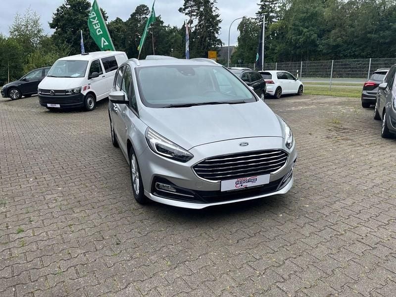 Silber Gebraucht 2020 Ford S-MAX Trend Van / Kleinbus | 17.800 € (Superpreis) - Bild 1/4