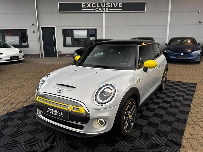 Gebraucht Mini Cooper SE 135 kW (184 PS) 2021 Silber Kleinwagen