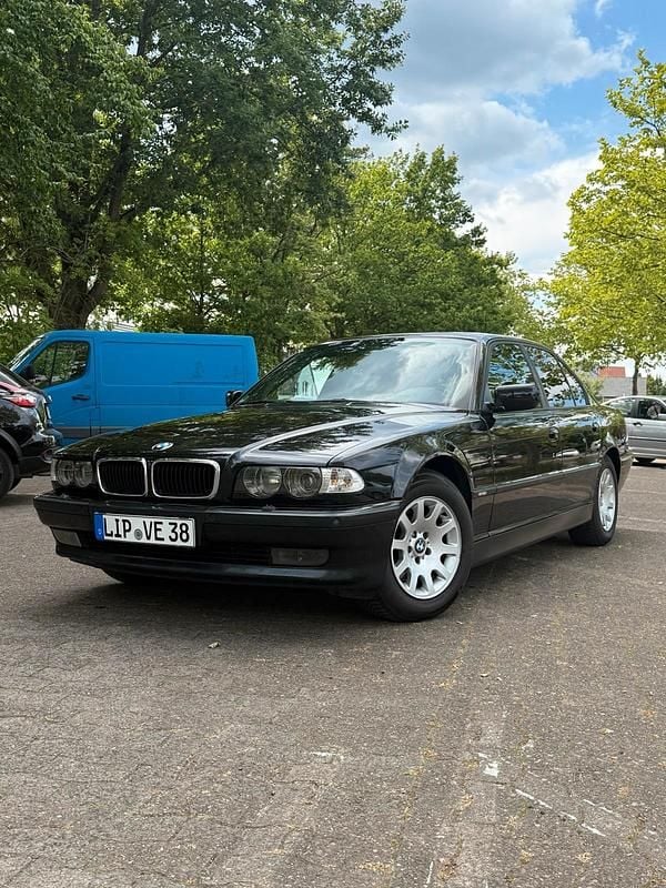 Gebraucht BMW 728 198 PS (145 kW) 1998 Schwarz Limousine