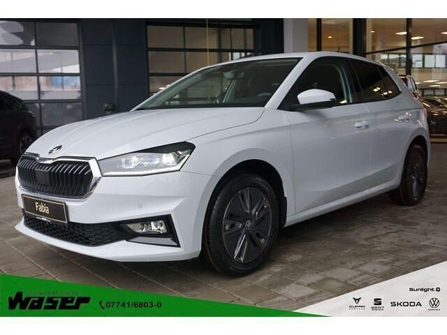 Weiss Neu 2024 Skoda Fabia Tour Limousine | 27.990 € (Teuer) - Bild 1/4