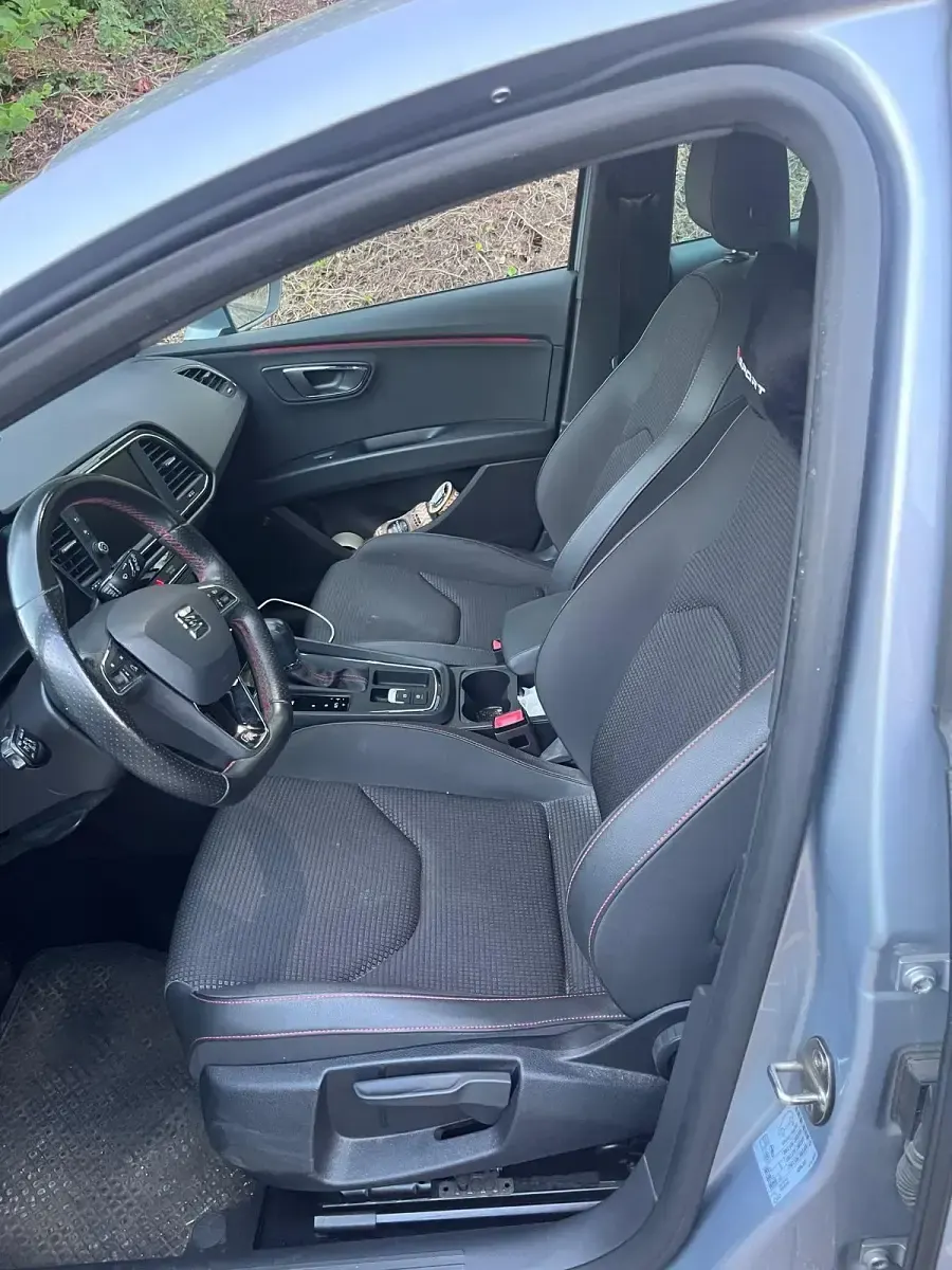 Gebraucht Seat Leon 150 PS (110 kW) 2019 Silber Kleinwagen