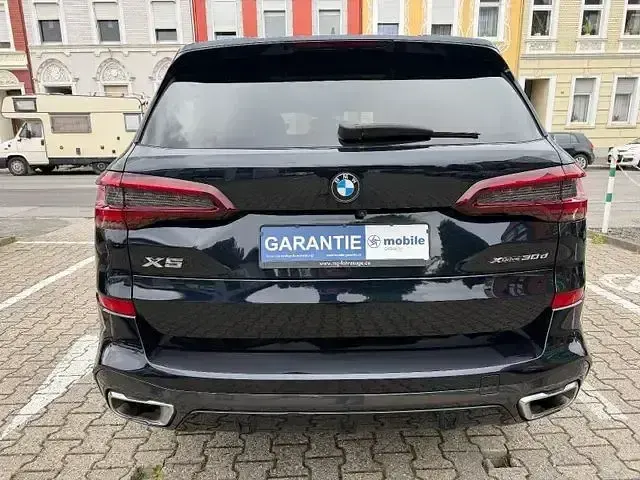 Gebraucht BMW X5 M Sport 286 PS (210 kW) 2022 Carbonschwarz SUV