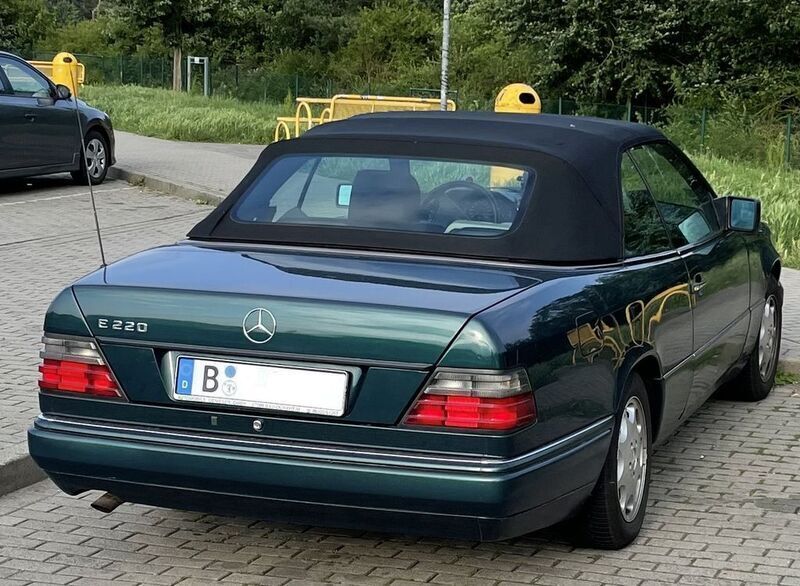 Brugt Mercedes E220 150 HK (110 kW) 1995 Grøn Cabriolet