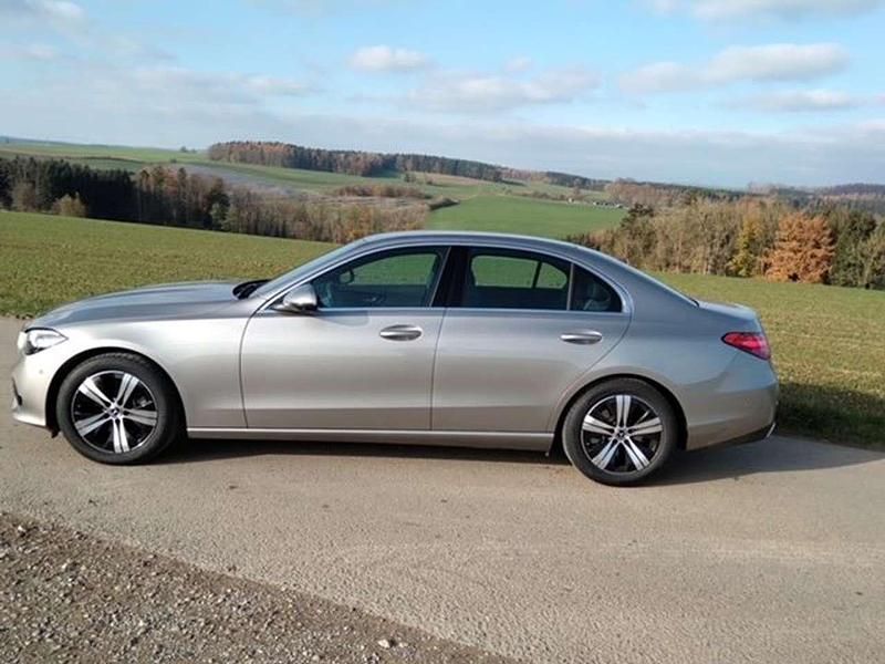 Gebraucht Mercedes C180 Advanced 170 PS (125 kW) 2023 Silber Limousine
