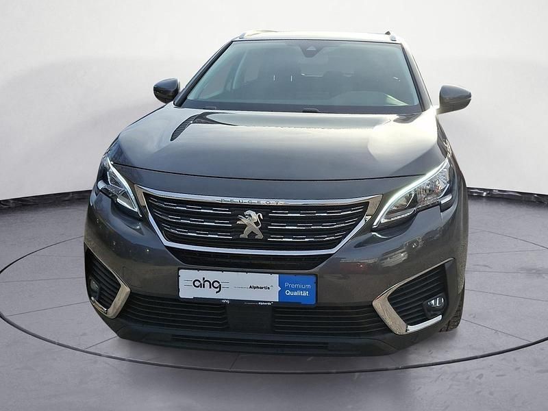 Gebraucht Peugeot 5008 Active 131 PS (96 kW) 2019 Silber Van / Kleinbus