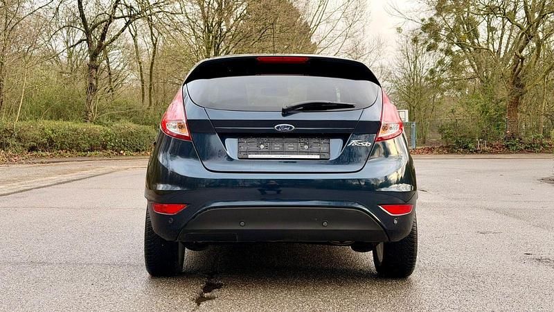 Gebraucht Ford Fiesta 80 PS (58 kW) 2017 Grau Kleinwagen