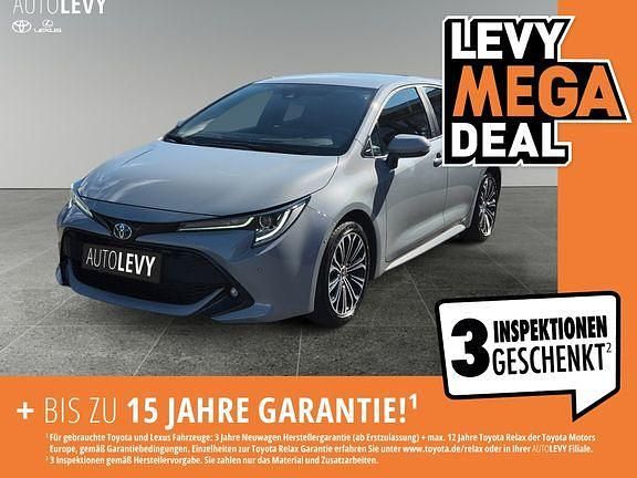 Cement grey Gebraucht 2022 Toyota Corolla Team Limousine | 22.970 € (Fairer Preis) - Bild 1/4