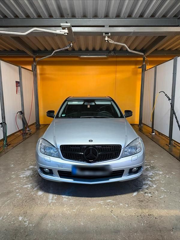 Gebraucht Mercedes C220 170 PS (125 kW) 2008 Silber Limousine