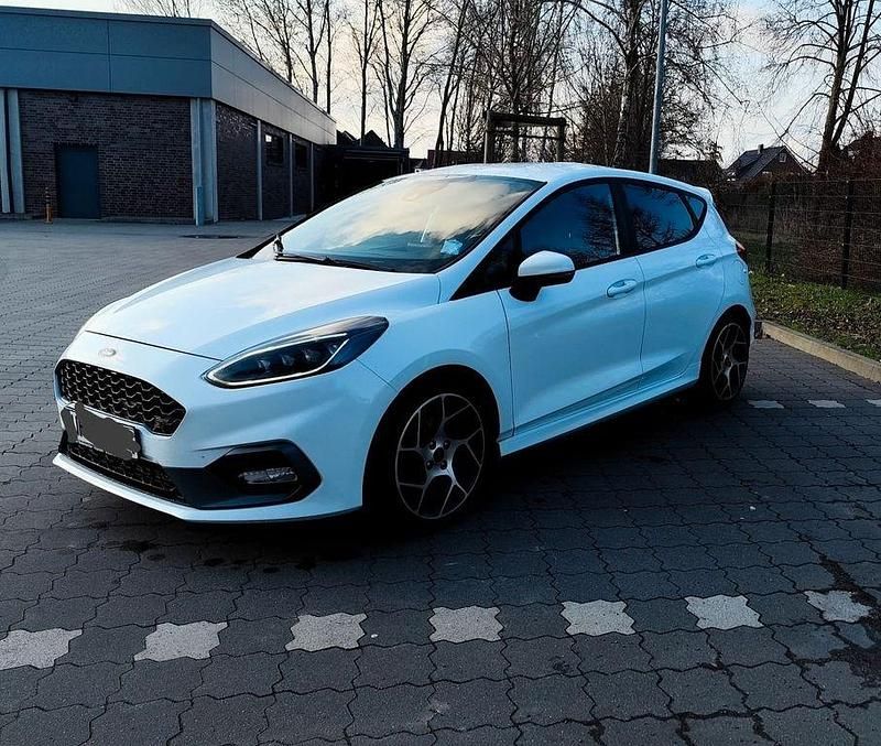 Gebraucht Ford Fiesta ST 200 PS (147 kW) 2019 Weiß Kleinwagen