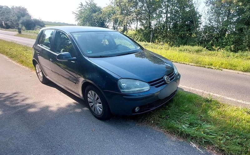 Gebraucht VW Golf V 105 PS (77 kW) 2004 Schwarz Kleinwagen