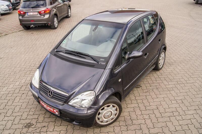 Schwarz Gebraucht 2002 Mercedes A160 Classic Limousine | 799 € (Guter Preis) - Bild 1/4