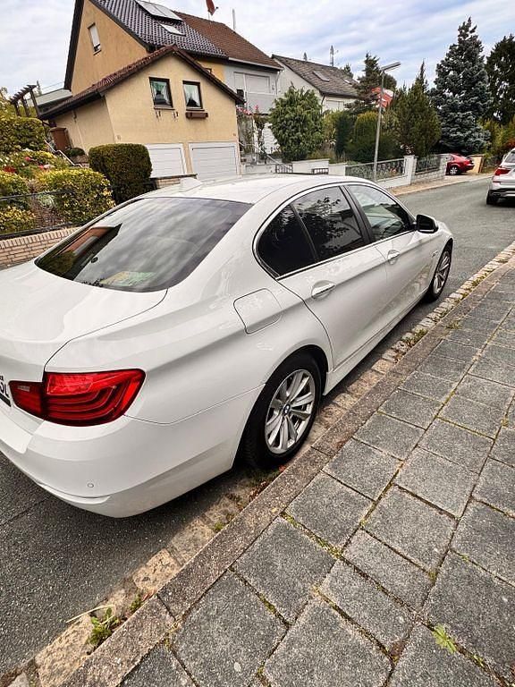 Gebraucht BMW 530 258 PS (189 kW) 2017 Weiß Limousine
