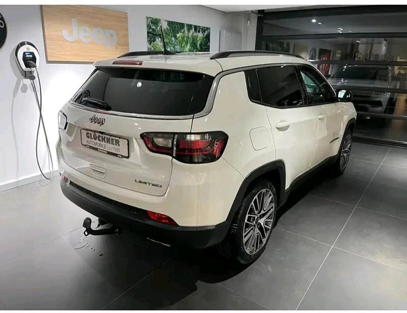 Gebraucht Jeep Compass 150 PS (110 kW) 2021 Weiß SUV