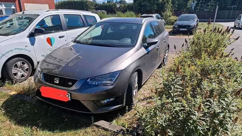 Silber Gebraucht 2016 Seat Leon FR Kombi | 10.000 € (Guter Preis) - Bild 1/4