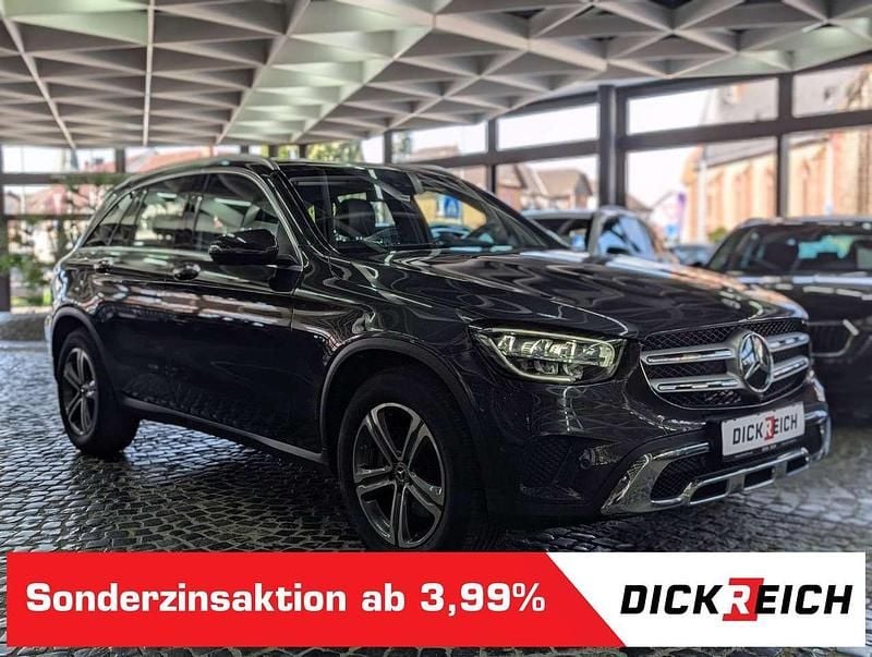 Gebraucht Mercedes GLC200 211 PS (155 kW) 2022 Grau SUV