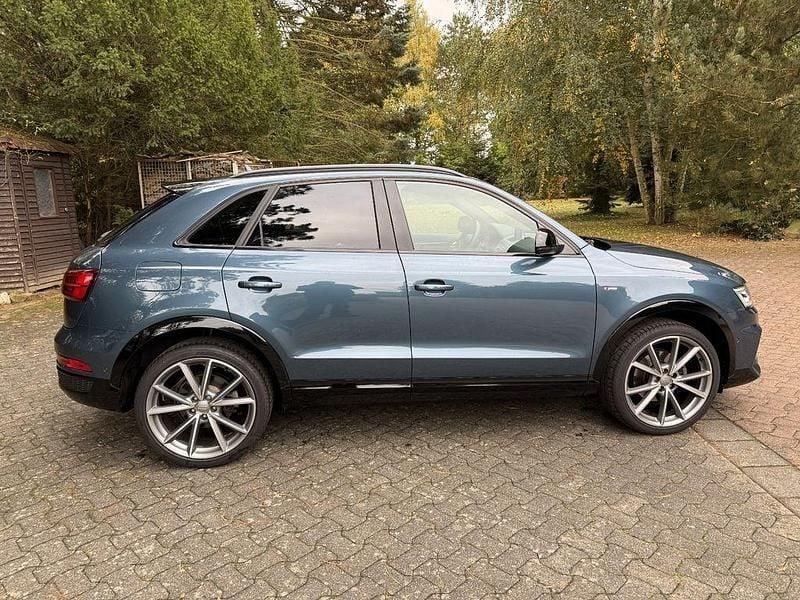 Blau Gebraucht 2018 Audi Q3 Sport SUV | 24.800 € (Fairer Preis) - Bild 1/4