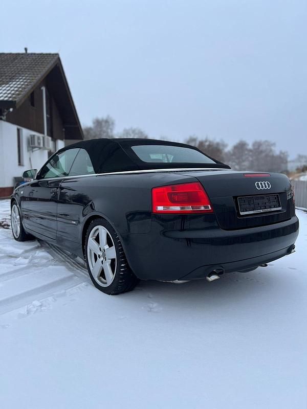Gebraucht Audi A4 Cabriolet S-Line 140 PS (102 kW) 2007 Schwarz Cabrio