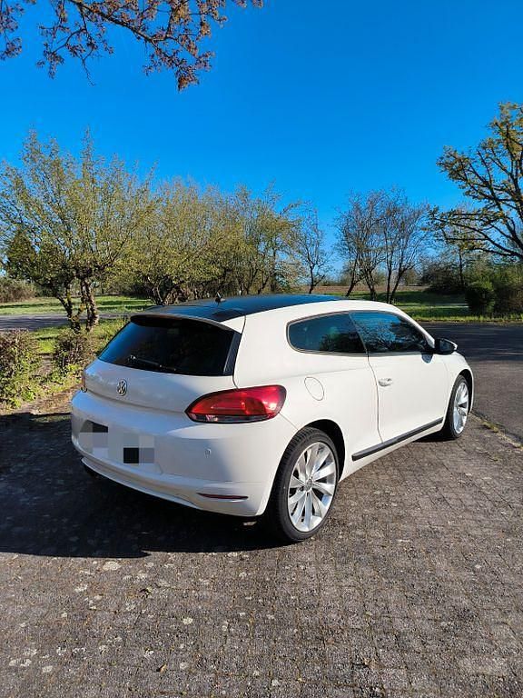 Gebraucht VW Scirocco 122 PS (89 kW) 2010 Weiß Coupé