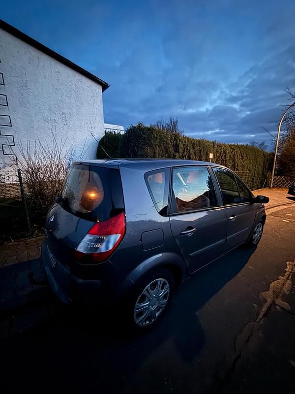 Gebraucht Renault Mégane II 113 PS (83 kW) 2005 Grau Kleinwagen