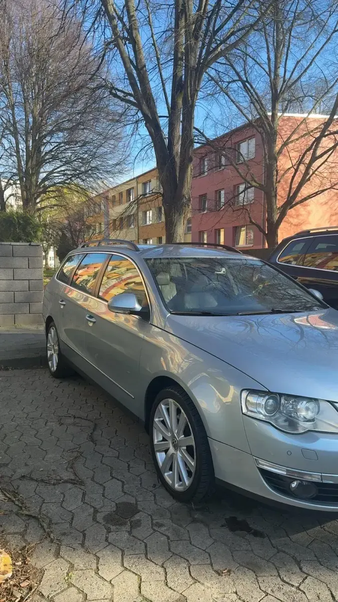 Usata VW Passat 177 CV (130 kW) 2009 Andere farben Station wagon