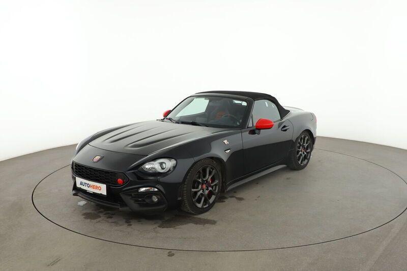 Schwarz Gebraucht 2016 Abarth 124 Spider Cabrio | 18.480 € (Guter Preis) - Bild 1/4