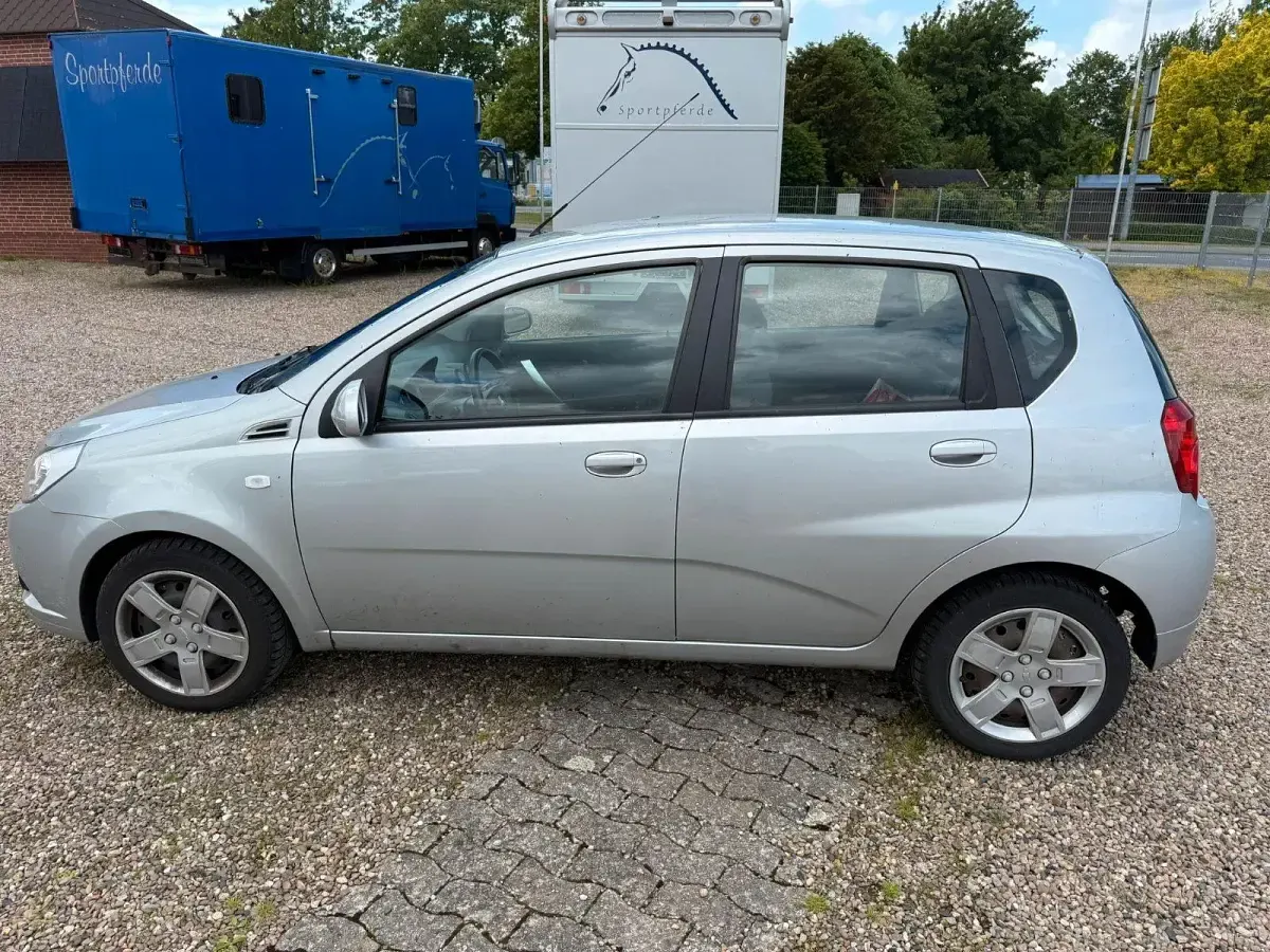 Occasion Chevrolet Aveo 84 ch (61 kW) 2010 Argent Citadine