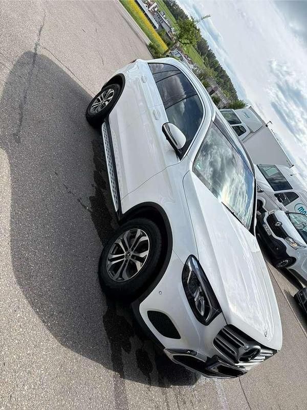 Gebraucht 2018 Mercedes GLC250 SUV | 19.499 € (Superpreis) - Bild 1/4
