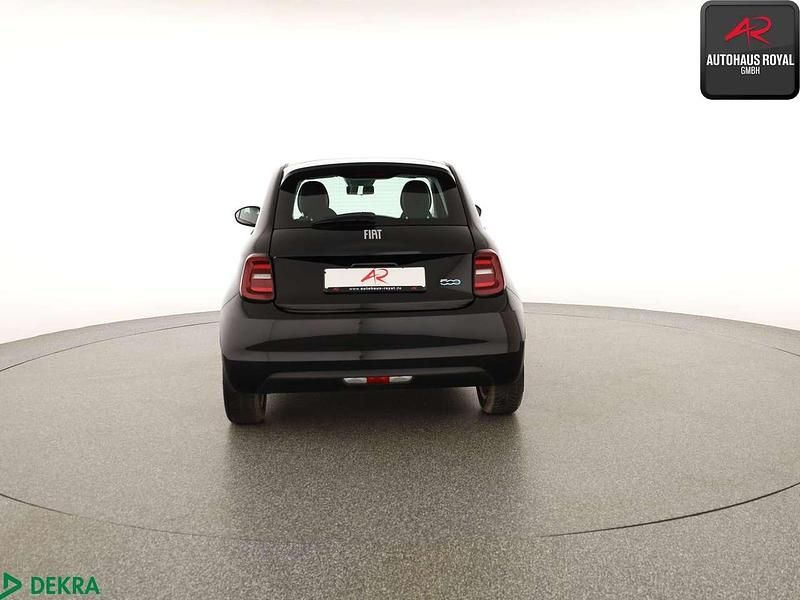Gebraucht Fiat 500e 86 kW (118 PS) 2022 Colore esterno (onyx schwarz) Limousine