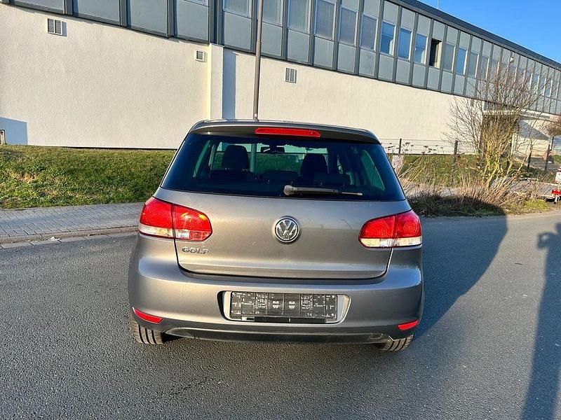 Gebraucht VW Golf VI Trendline 80 PS (58 kW) 2008 Grau Kleinwagen