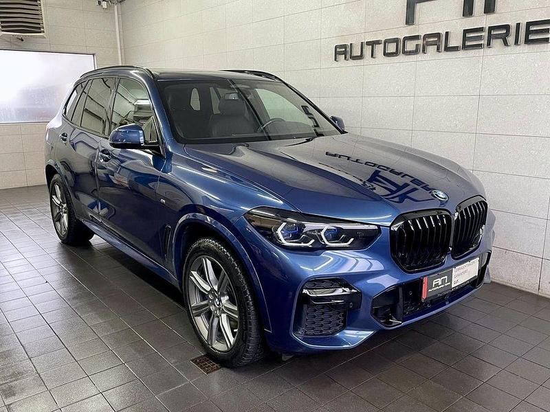 Gebraucht BMW X5 M Sport 286 PS (210 kW) 2022 Phytonicblau metallic SUV