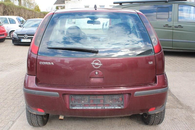 Gebraucht Opel Corsa Basis 80 PS (58 kW) 2003 Violet Kleinwagen