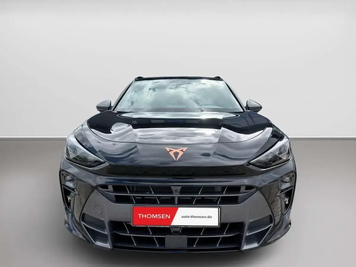 Neu Cupra Terramar VZ2 272 PS (200 kW) 2026 Midnight schwarz SUV