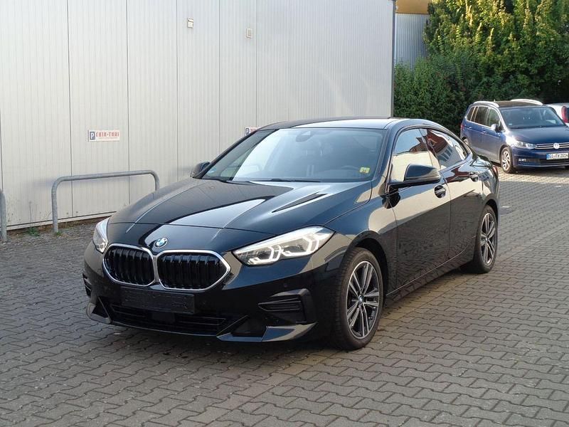 Schwarz Gebraucht 2021 BMW 218 Sport Line Coupé | 21.780 € (Fairer Preis) - Bild 1/4