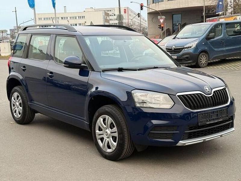 Gebraucht Skoda Yeti Active 105 PS (77 kW) 2014 Blau SUV