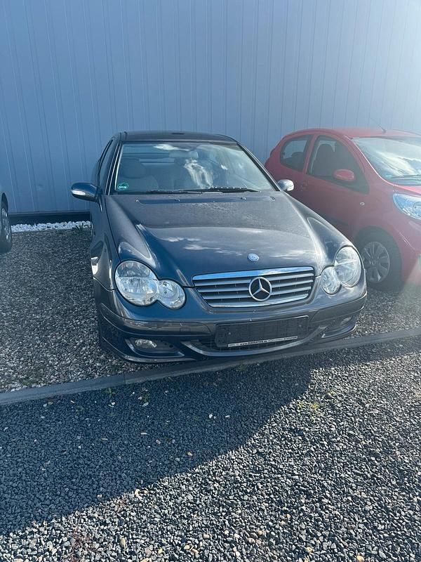 Gebraucht Mercedes C200 2006 Grau Coupé