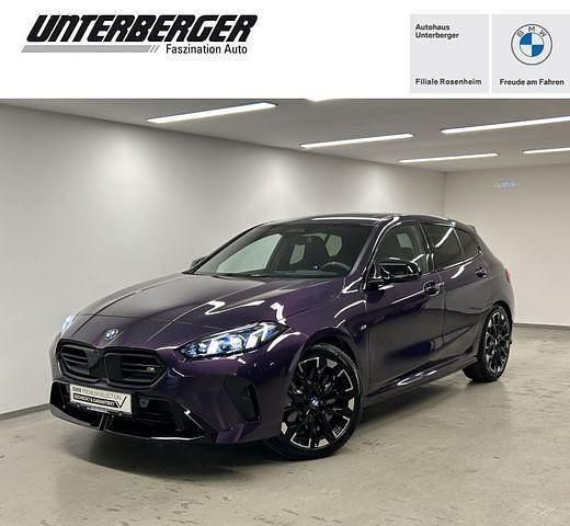 Thundernight Gebraucht 2024 BMW M135 M Sport Kleinwagen | 52.750 € - Bild 1/4