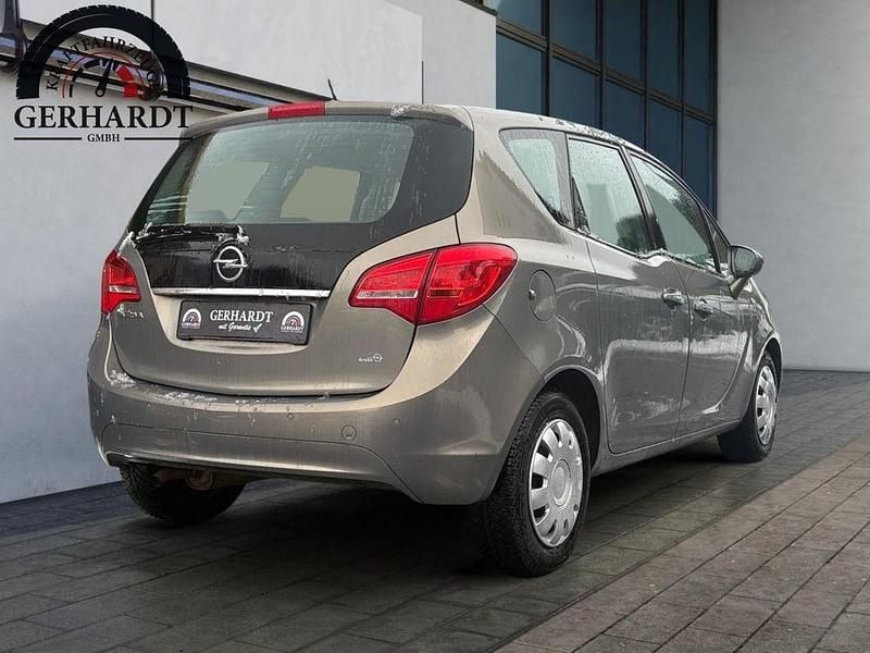 Second-hand Opel Meriva 101 CP (74 kW) 2011 Maro Monovolum